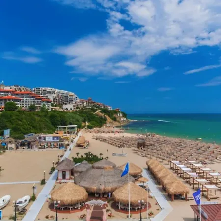 Horizon 33 'б' アパート *