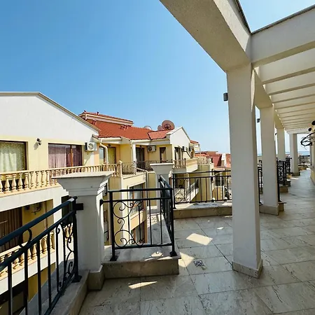 Apartment Horizon 33 'б'